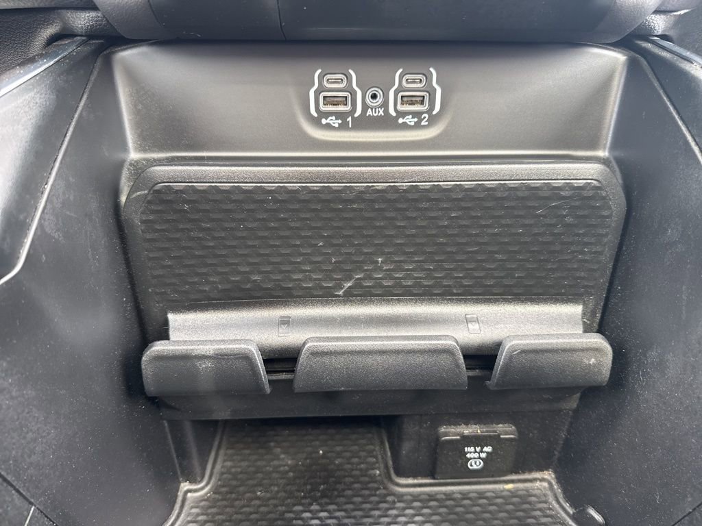 Used 2022 RAM 1500 Laramie w/ Sport Appearance Package image 26