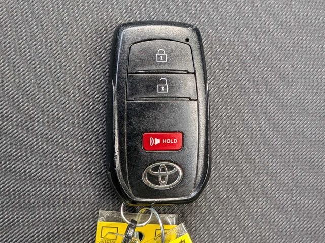 Used 2024 Toyota Tacoma TRD Off-Road AWD/4WD image 28