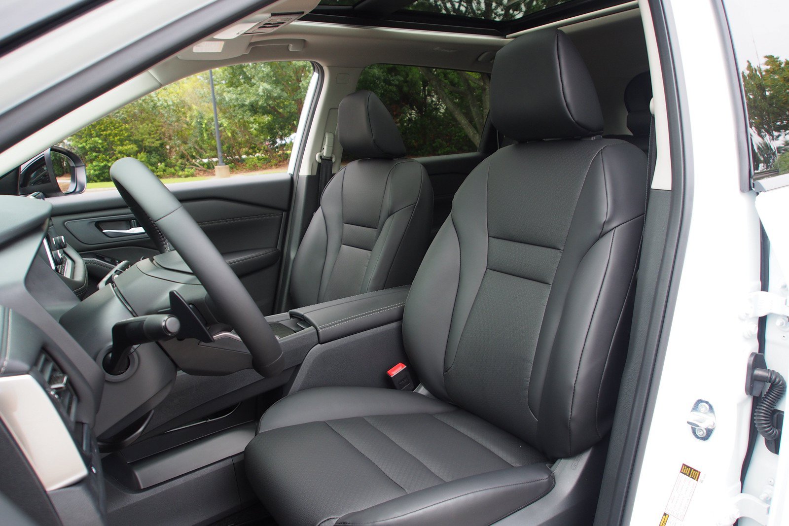 New 2026 Nissan Rogue Dark Armor FWD image 16