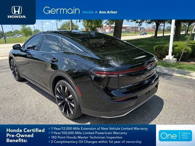 Used 2024 Toyota Crown Platinum AWD/4WD image 11