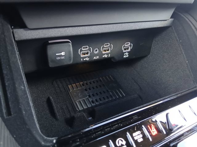 New 2026 Jeep Grand Wagoneer L Summit w/ Rear Seat Video Group I AWD/4WD image 26