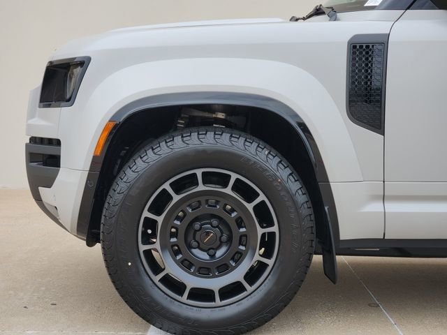 New 2026 Land Rover Defender 110 OCTA AWD/4WD image 9