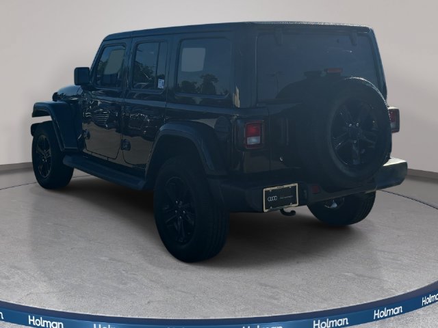 Used 2019 Jeep Wrangler Unlimited Sahara w/ Cold Weather Group AWD/4WD image 8