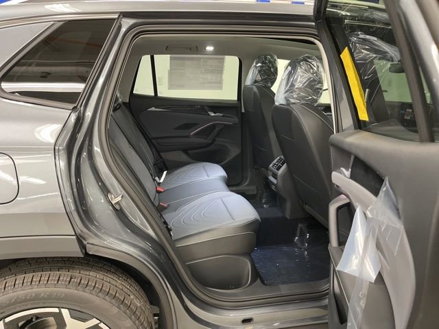 New 2026 Volkswagen Tiguan SE image 10