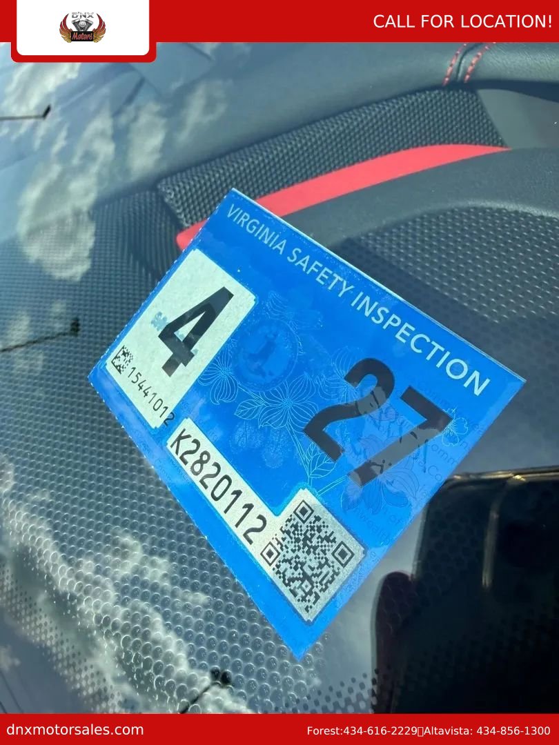 Used 2025 Chevrolet Corvette Z06 image 18