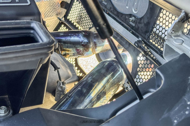 Used 2005 Ford GT RWD image 31