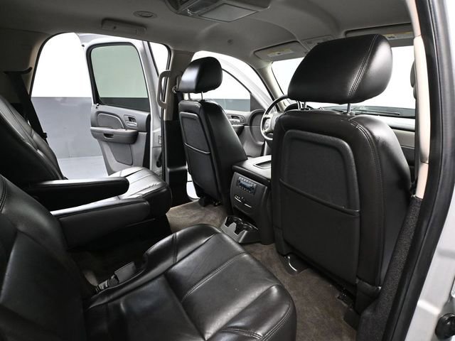 Used 2010 Chevrolet Tahoe LT w/ Luxury Package image 46