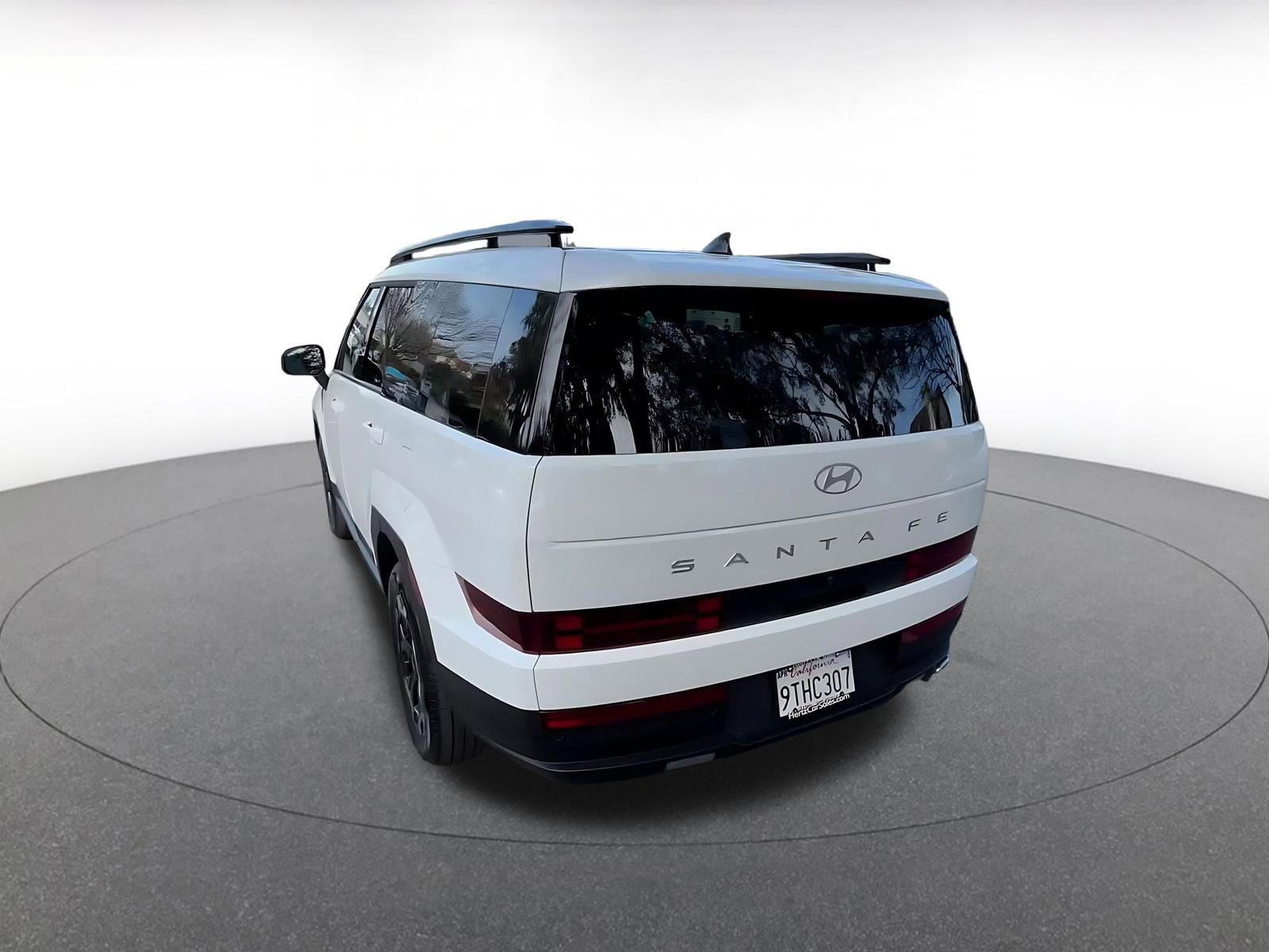 Used 2025 Hyundai Santa Fe SEL image 11