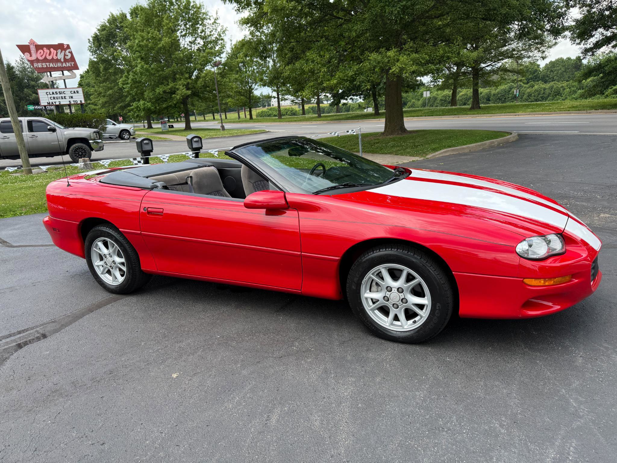 Used 2000 Chevrolet Camaro LT RWD image 20