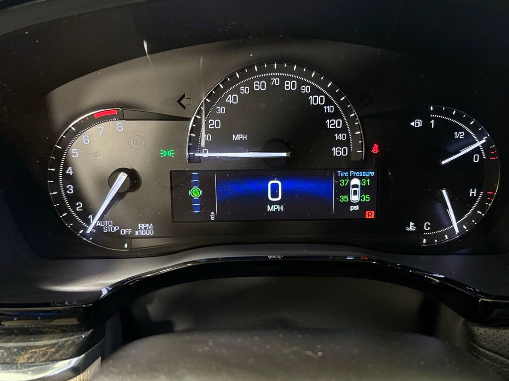 Used 2018 Cadillac XT5 FWD image 22