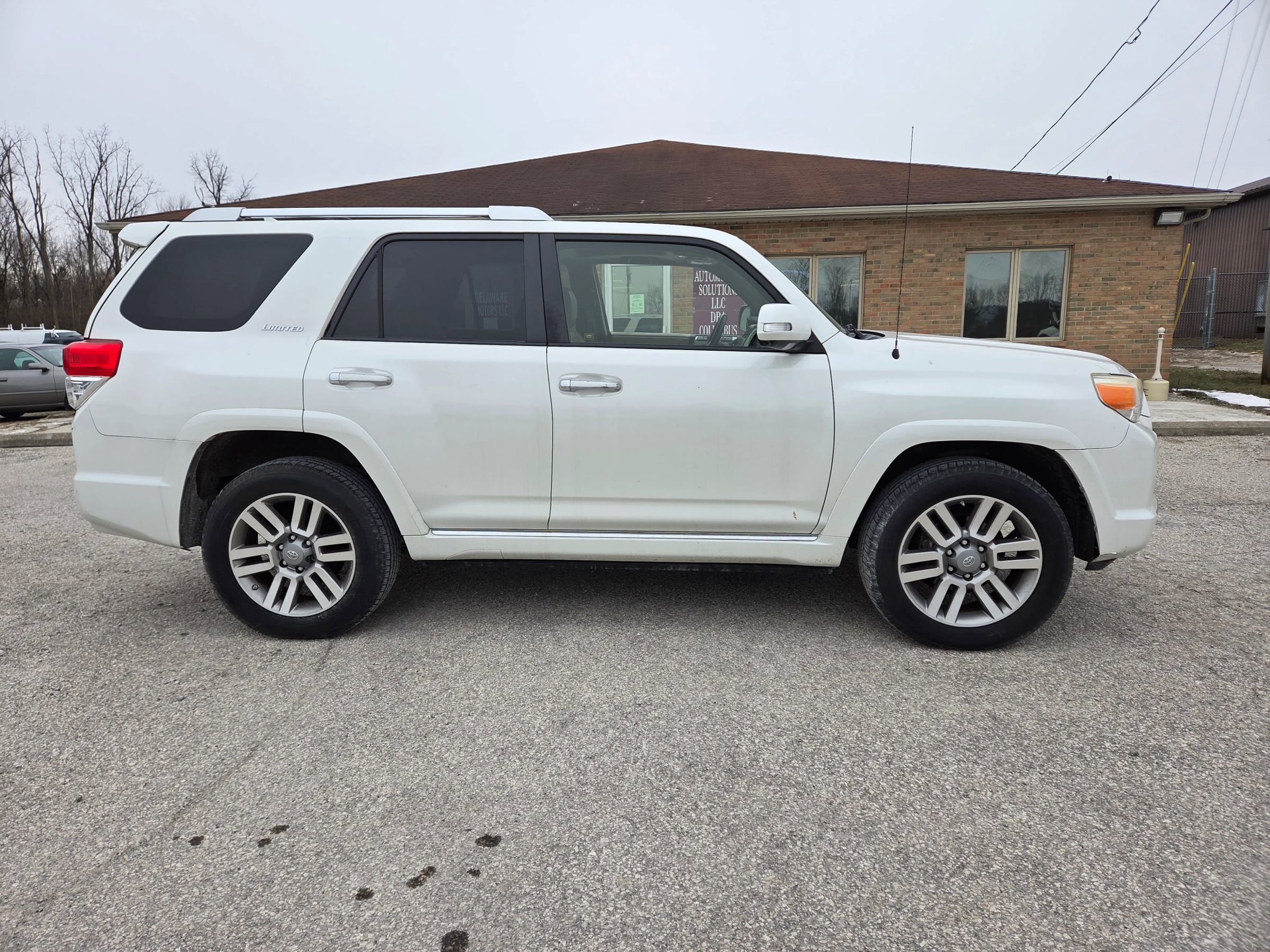 Used 2013 Toyota 4Runner Limited image 4