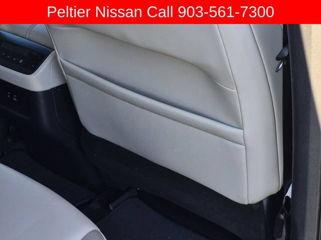 Used 2022 Nissan Pathfinder SL FWD image 18