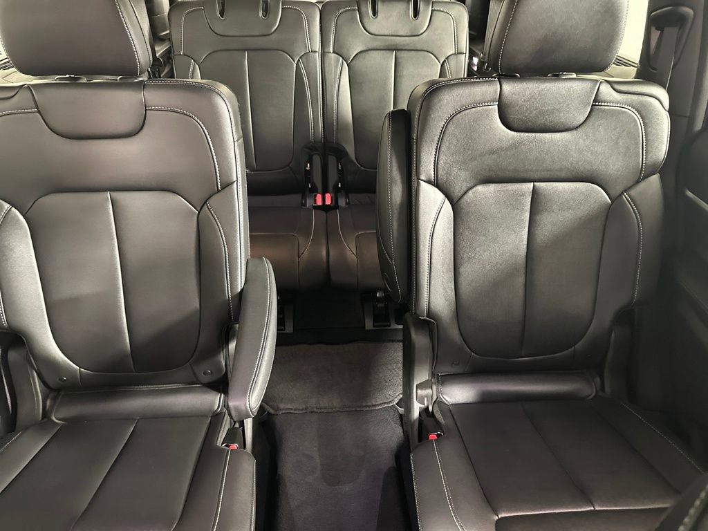 Used 2024 Jeep Grand Cherokee L Limited w/ Trailer Tow Package image 26