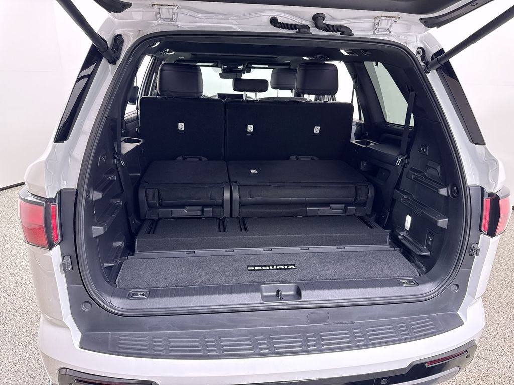 Used 2025 Toyota Sequoia Limited AWD/4WD image 25