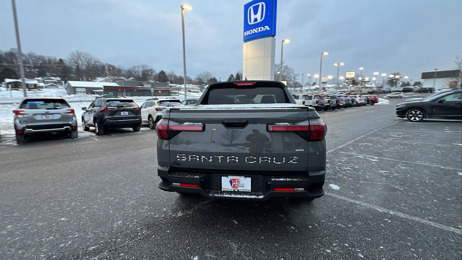 Used 2024 Hyundai Santa Cruz SEL image 5