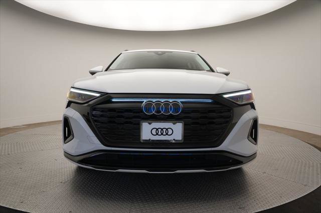 Certified 2024 Audi Q8 e-tron Prestige w/ Prestige Package AWD/4WD image 5