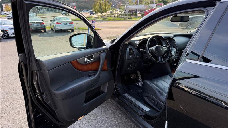 Used 2014 INFINITI QX70 2WD w/ Premium Package image 20