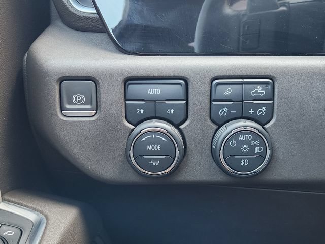 Used 2022 Chevrolet Silverado 1500 LTZ w/ LTZ Premium Texas Edition AWD/4WD image 25
