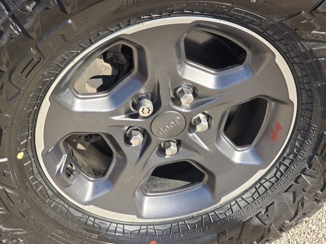 Used 2020 Jeep Gladiator Rubicon image 25