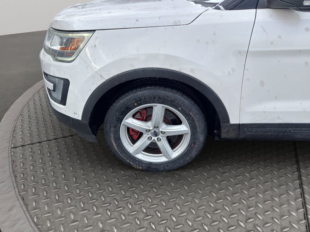 Used 2017 Ford Explorer Limited w/ Equipment Group 303A image 18