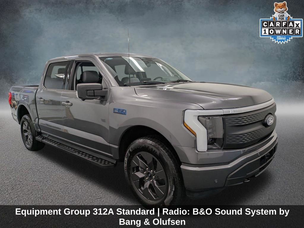 Used 2025 Ford F150 Lightning Flash image 3