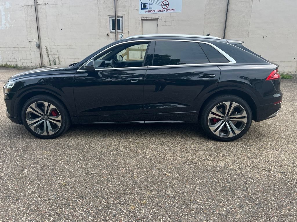 Used 2019 Audi Q8 Premium Plus w/ Premium Plus AWD/4WD image 7