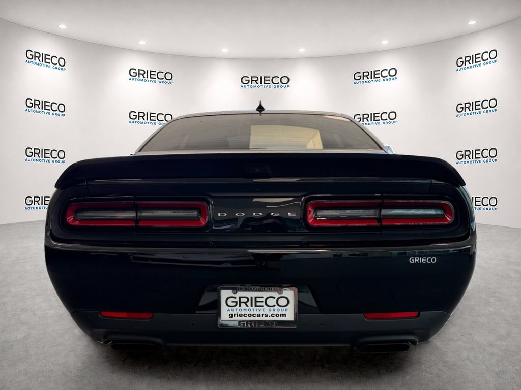 Used 2019 Dodge Challenger SRT Hellcat Redeye RWD image 6