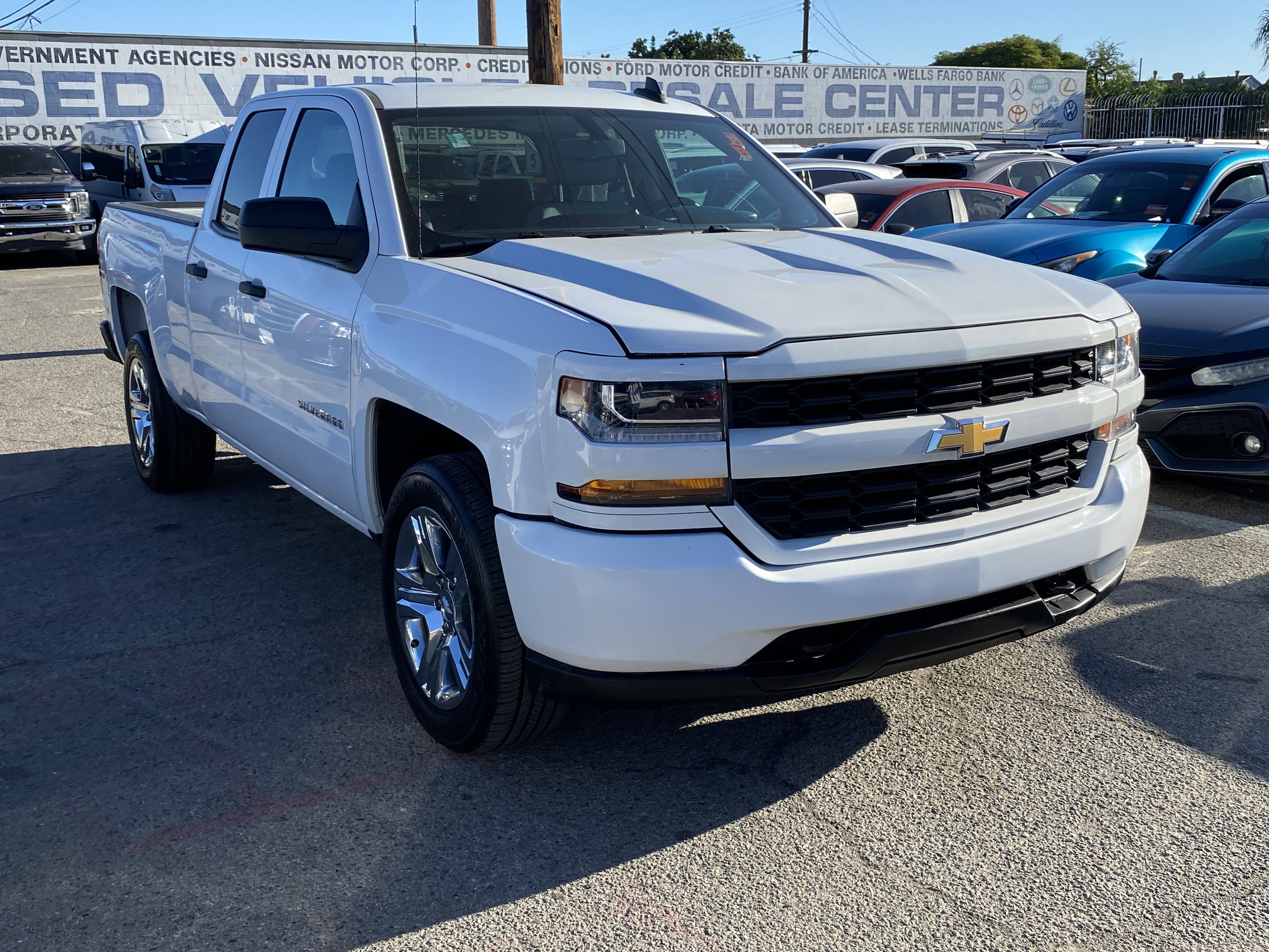 Used 2019 Chevrolet Silverado 1500 Custom w/ Custom Convenience Package image 6
