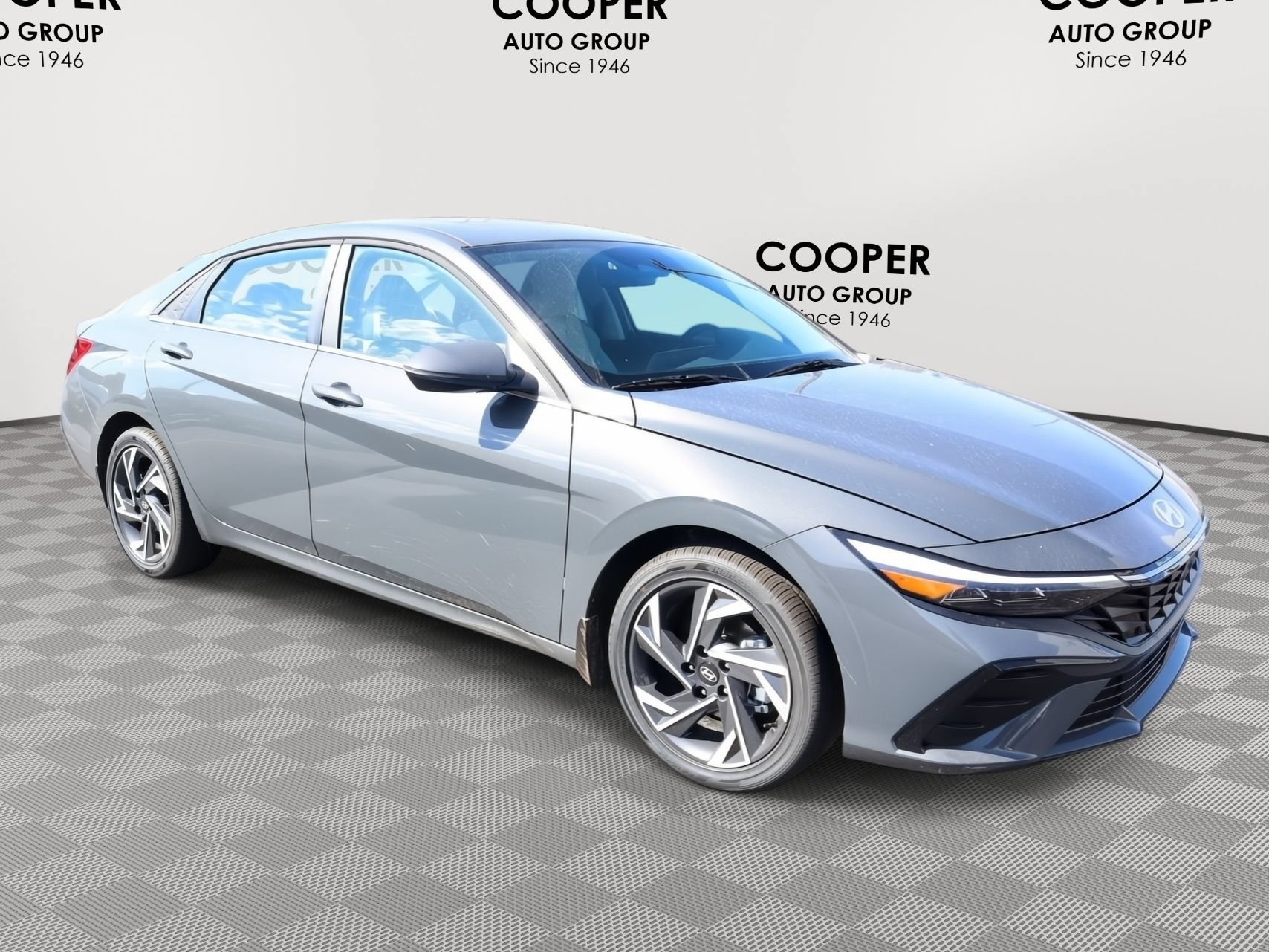 New 2026 Hyundai Elantra Limited FWD image 1