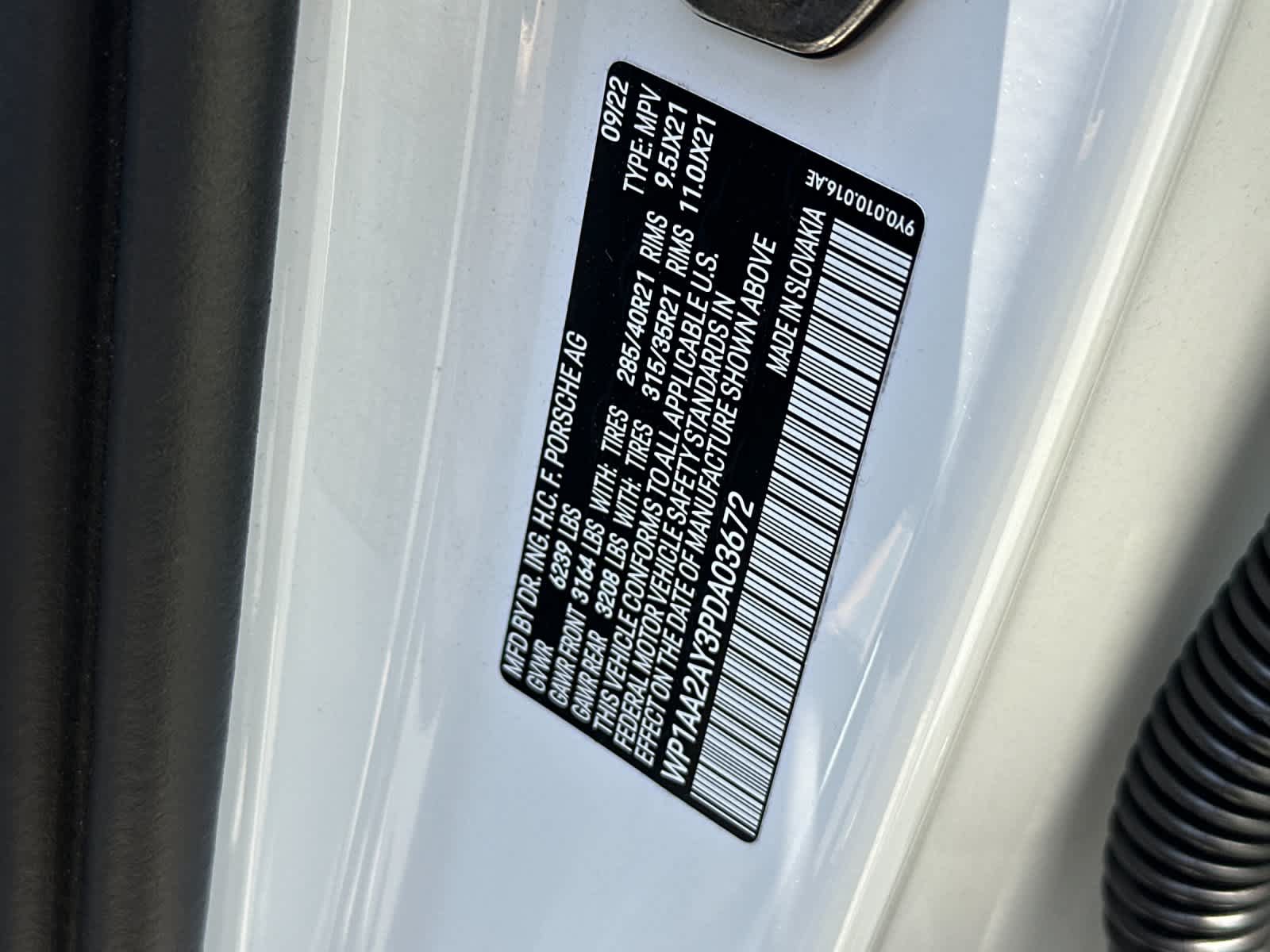 Certified 2023 Porsche Cayenne Platinum Edition AWD/4WD image 34