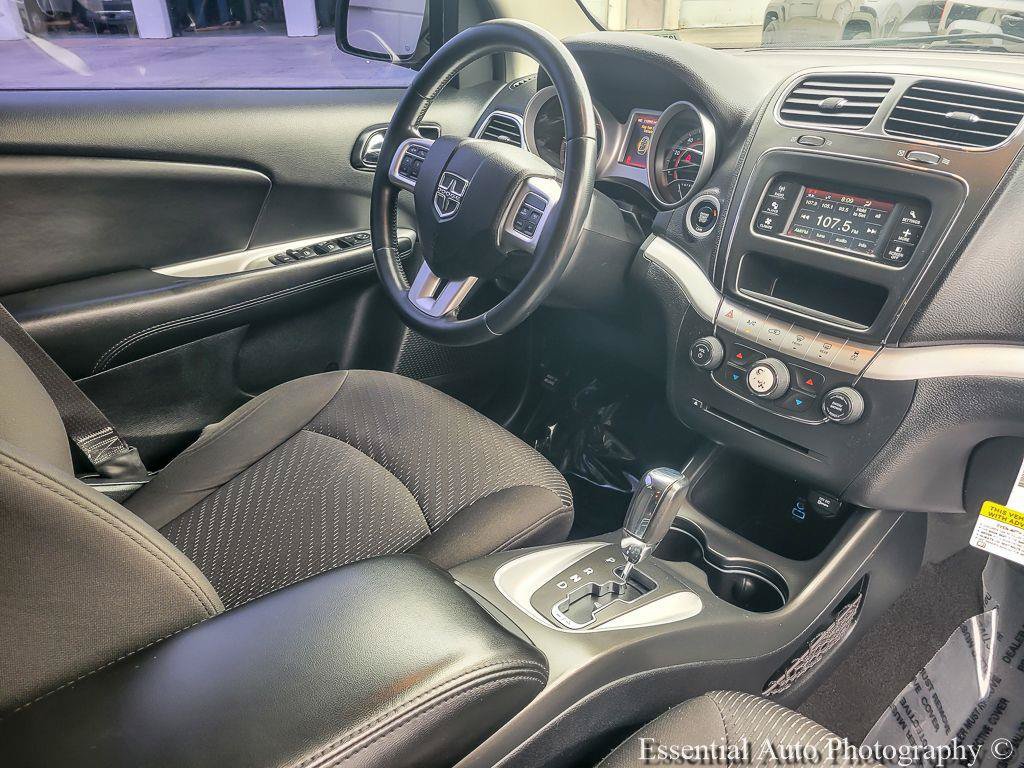 Used 2017 Dodge Journey SE w/ Flexible Seating Group FWD image 29