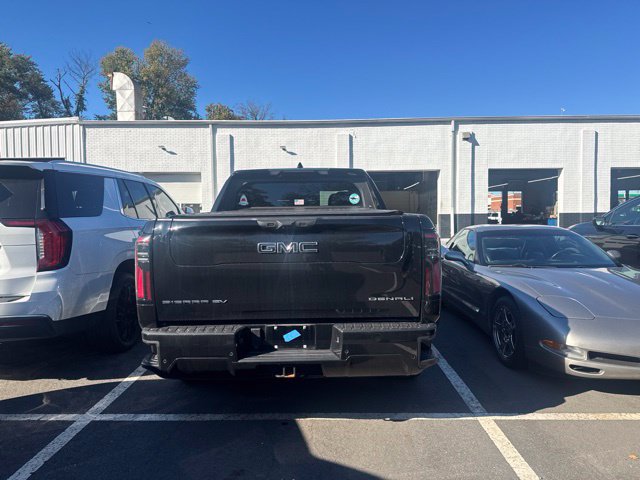 Certified 2025 GMC Sierra EV Denali AWD/4WD image 3