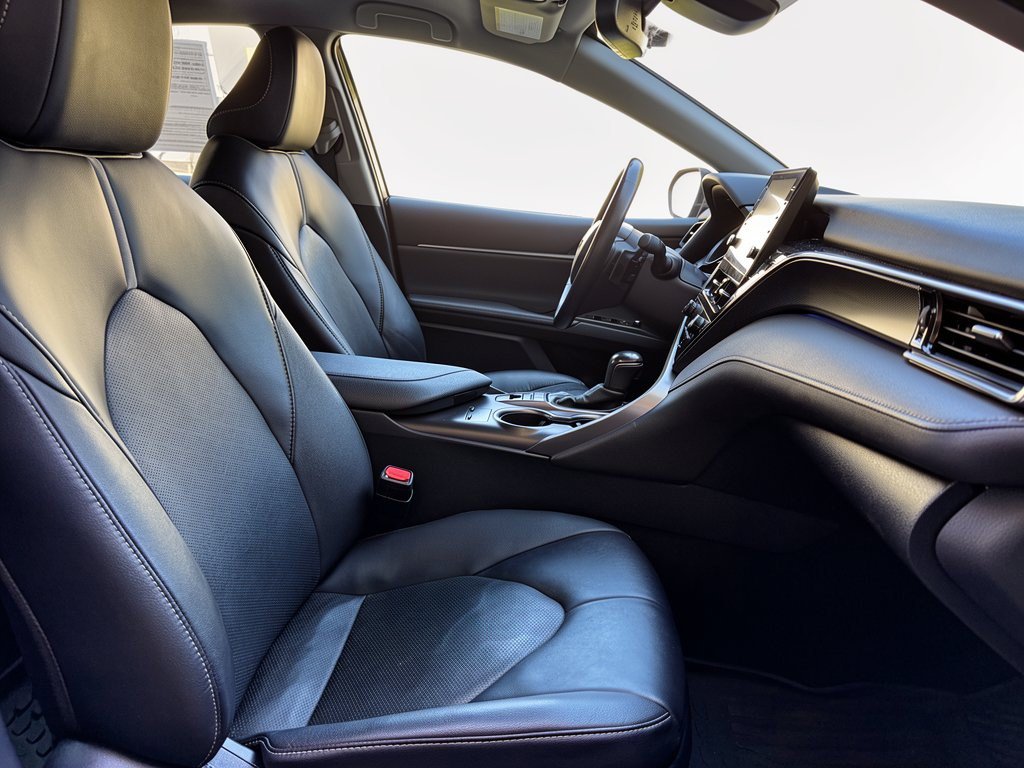 Used 2024 Toyota Camry XSE FWD image 30