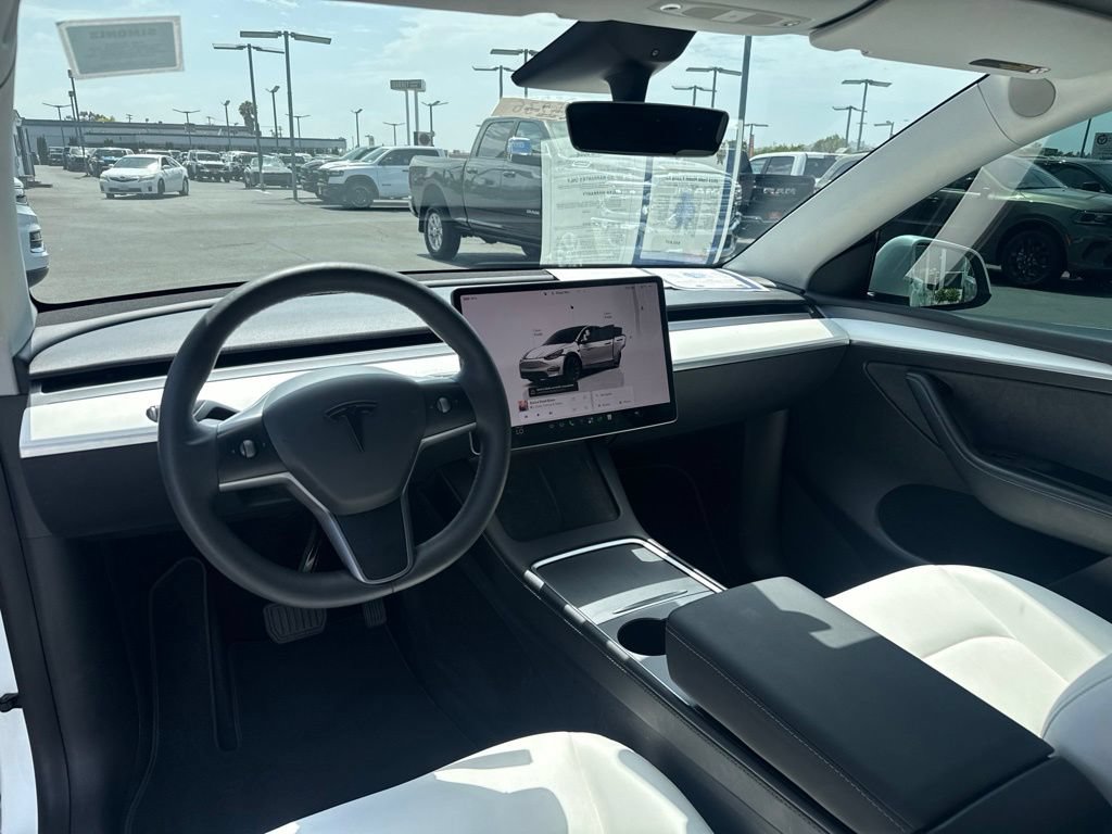 Used 2023 Tesla Model Y Long Range AWD/4WD image 17