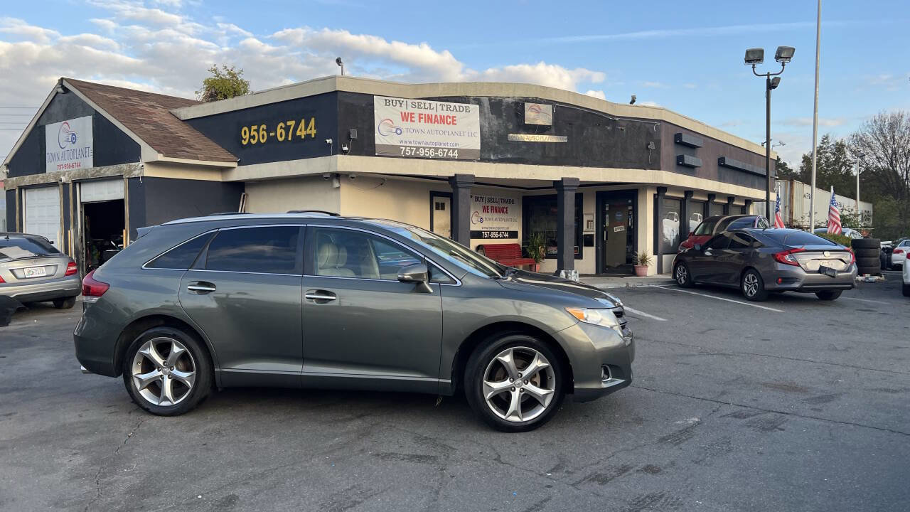 Used 2014 Toyota Venza XLE FWD image 6