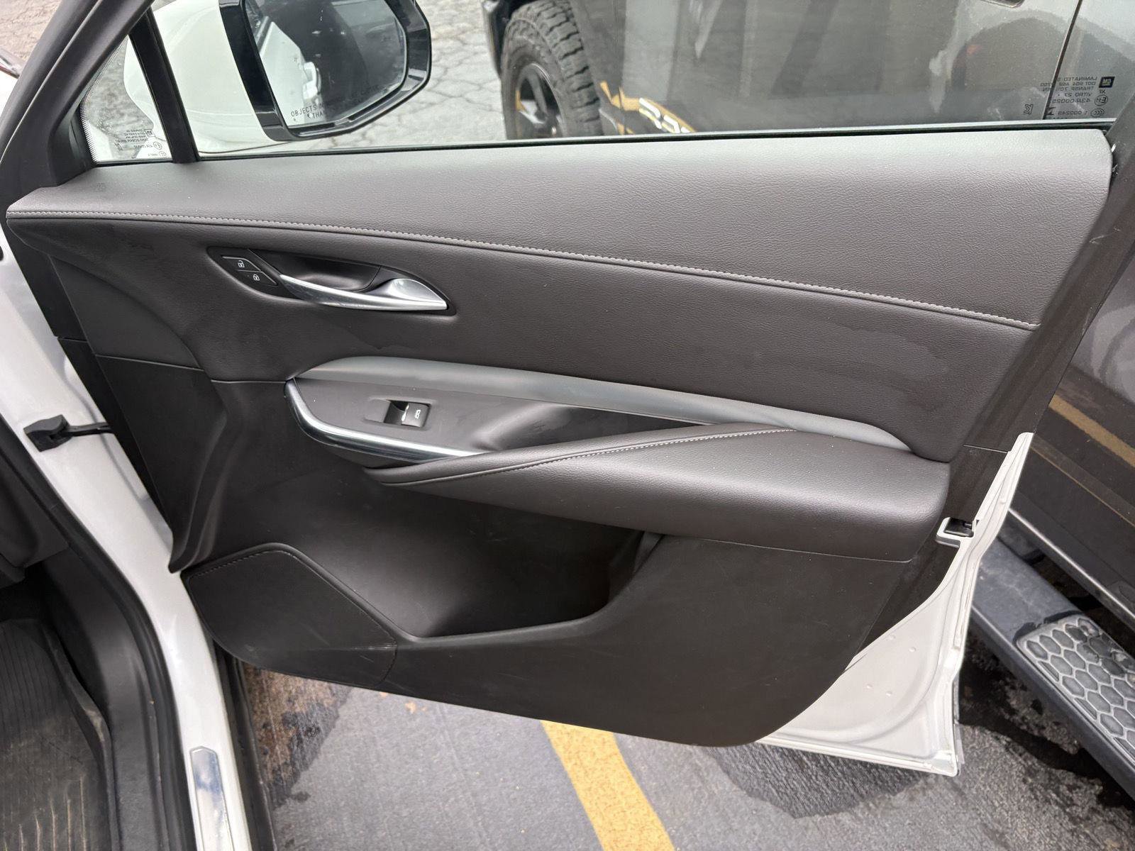 Used 2023 Cadillac XT4 Premium Luxury w/ Cold Weather Package image 19