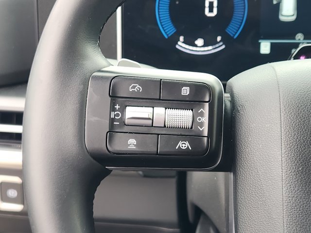 Used 2025 Hyundai Santa Fe SEL image 27