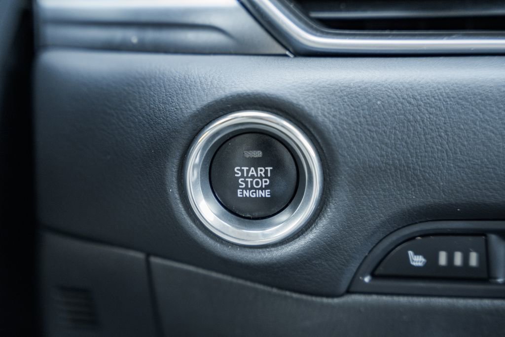 Used 2017 MAZDA CX-5 Touring w/ I-ACTIVSENSE Package image 28