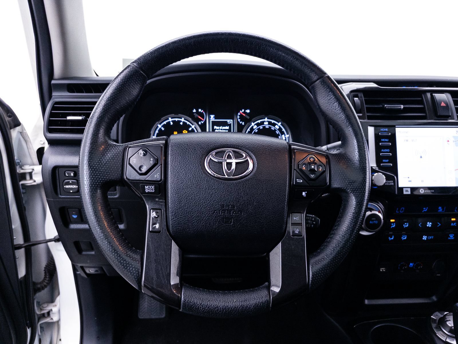 Used 2020 Toyota 4Runner Nightshade AWD/4WD image 30
