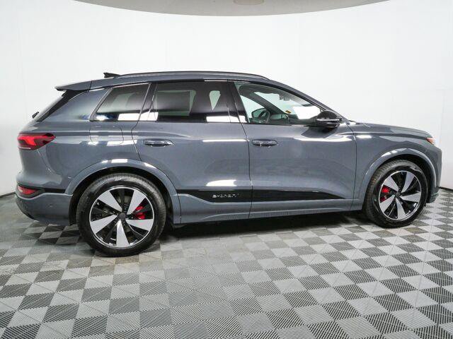 New 2027 Audi SQ6 e-tron Premium Plus AWD/4WD image 2