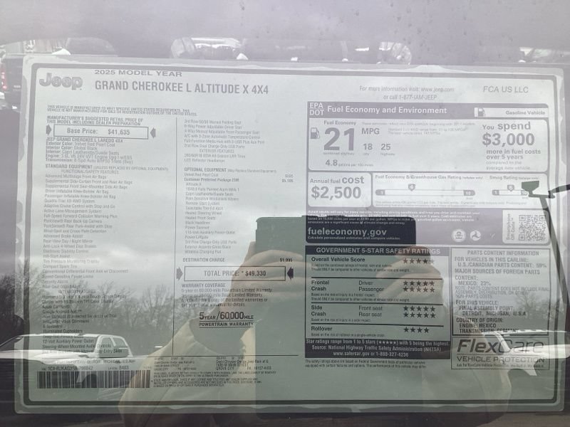 New 2025 Jeep Grand Cherokee L Altitude AWD/4WD image 11