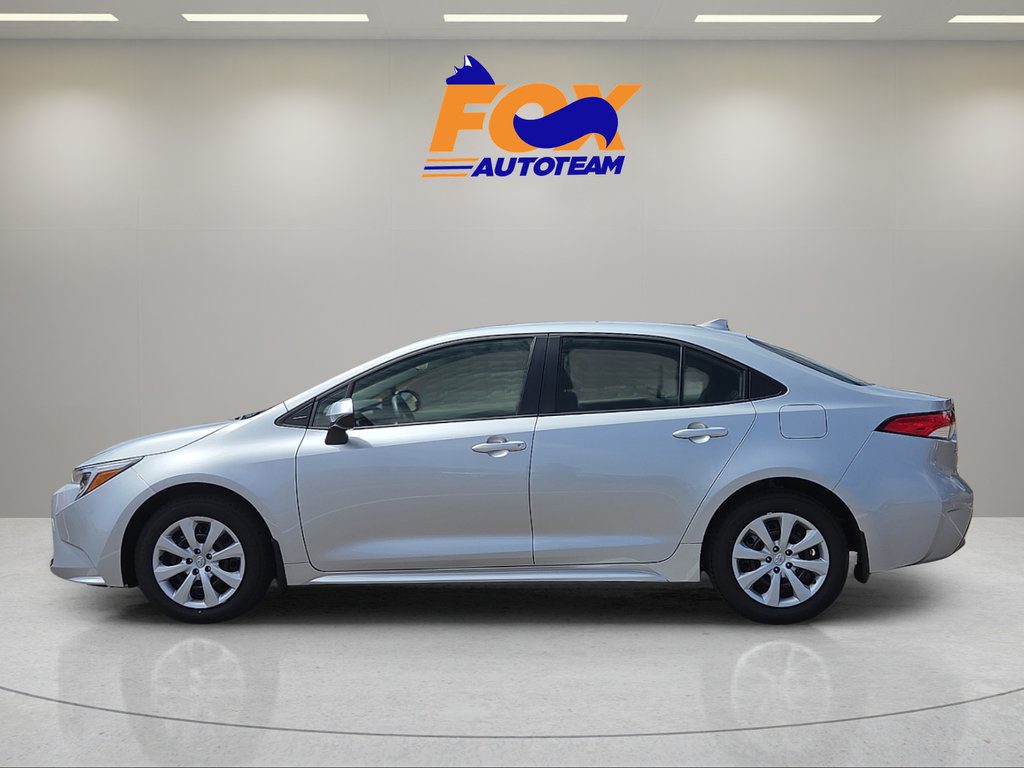 New 2026 Toyota Corolla LE FWD image 2