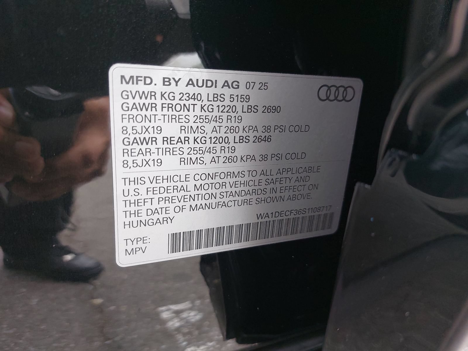 Certified 2025 Audi Q3 2.0T Premium w/ Convenience Package AWD/4WD image 41