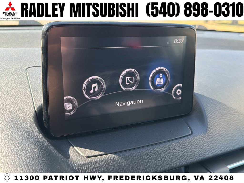 Used 2019 Toyota Yaris LE image 6