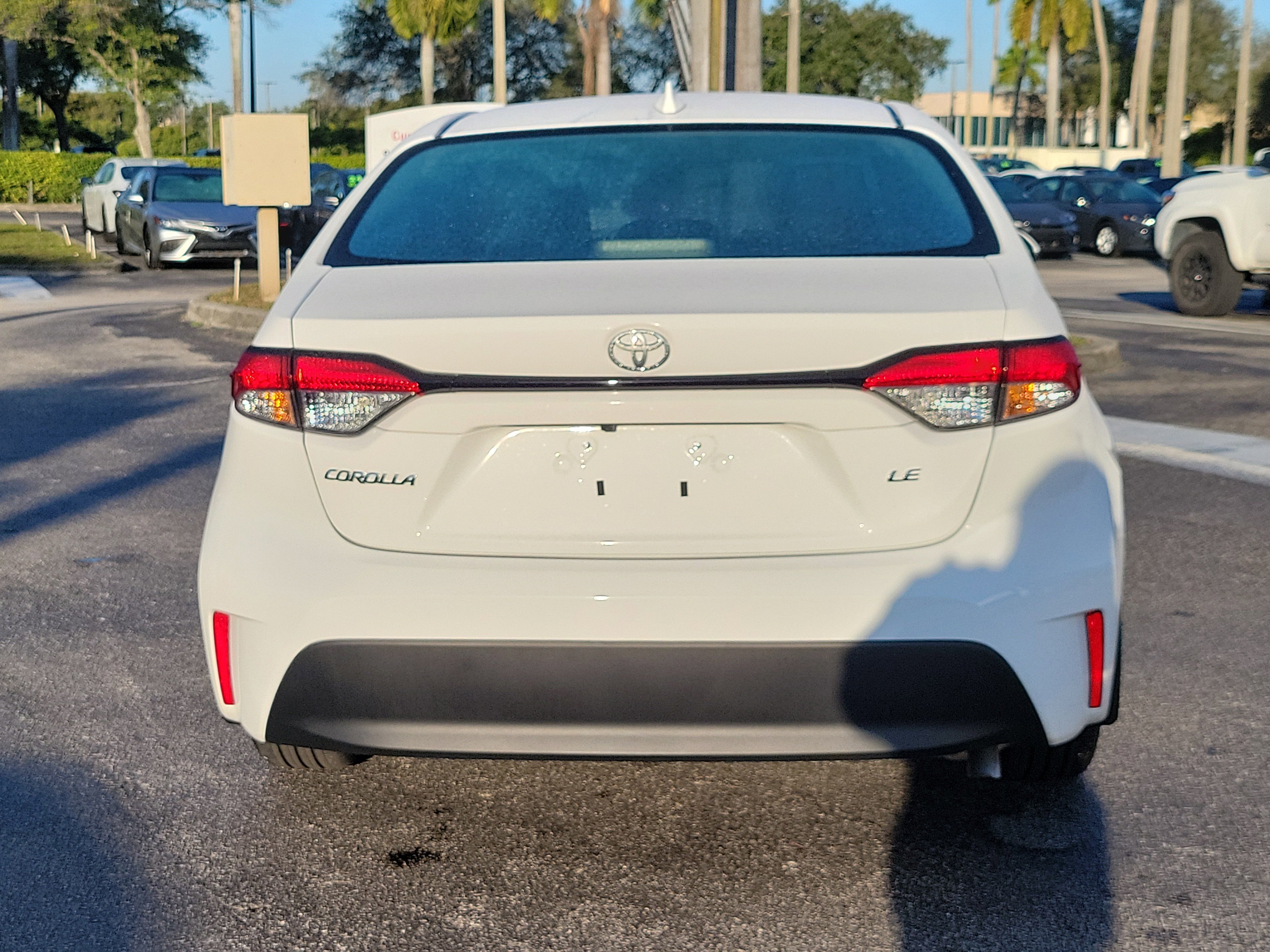 Used 2025 Toyota Corolla LE image 6
