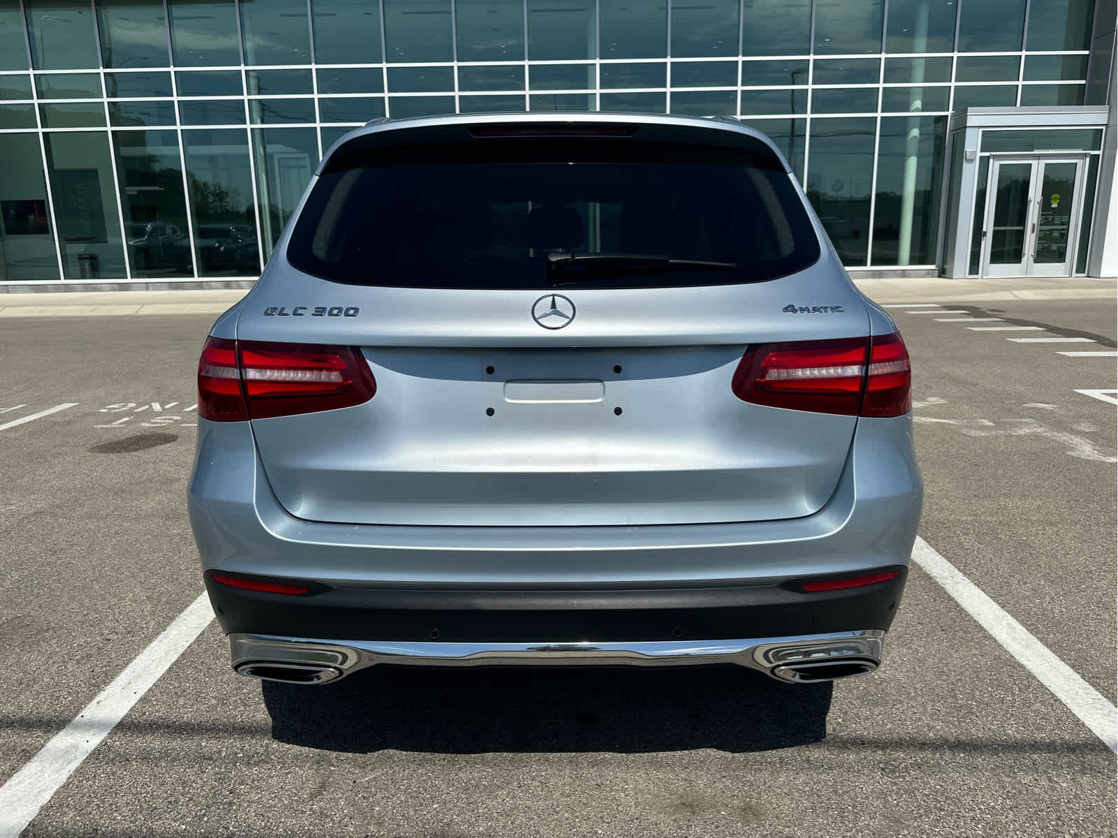 Used 2017 Mercedes-Benz GLC 300 4MATIC image 6