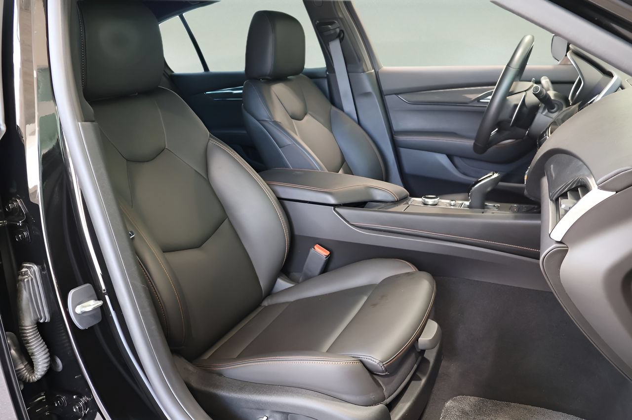 Used 2024 Cadillac CT5 Sport RWD image 18