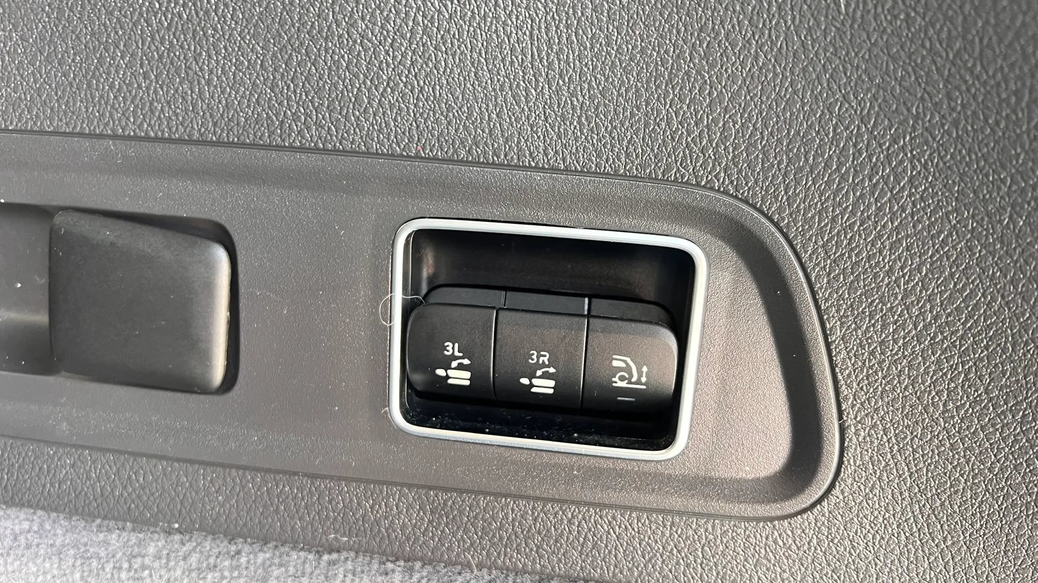 Used 2020 Mercedes-Benz GLS 450 4MATIC image 14