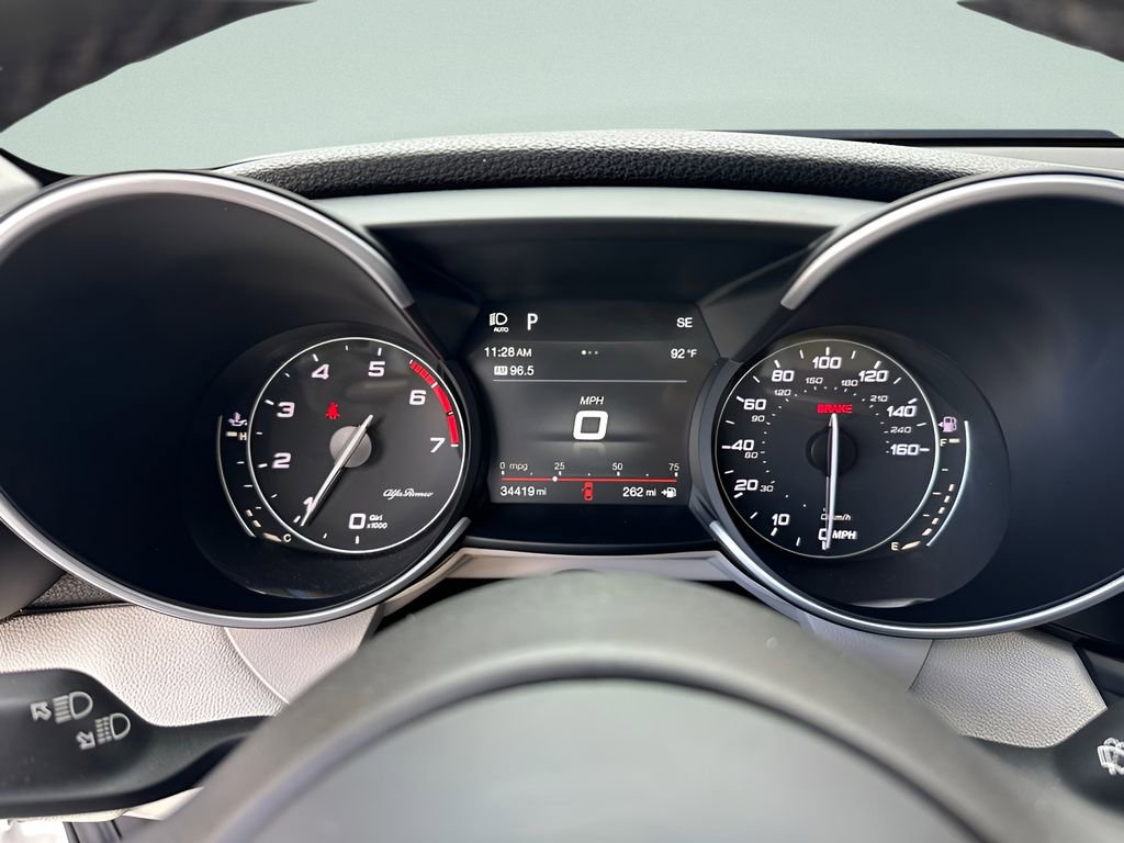 Used 2019 Alfa Romeo Giulia RWD image 10