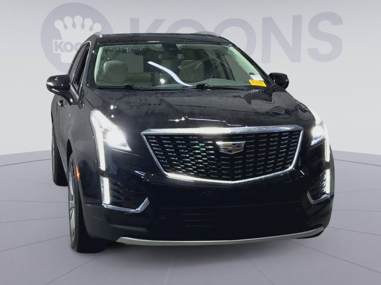 Used 2024 Cadillac XT5 Premium Luxury w/ LPO, Floor Liner Package AWD/4WD image 4